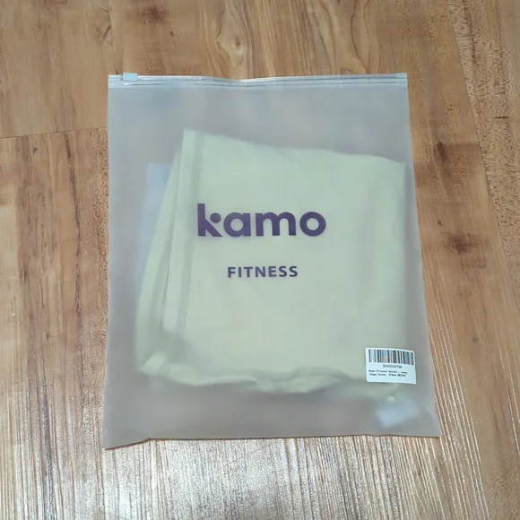 $10 Sale!!! NWT Kamo Fitness Serenity Shorts - Picture 2 of 3